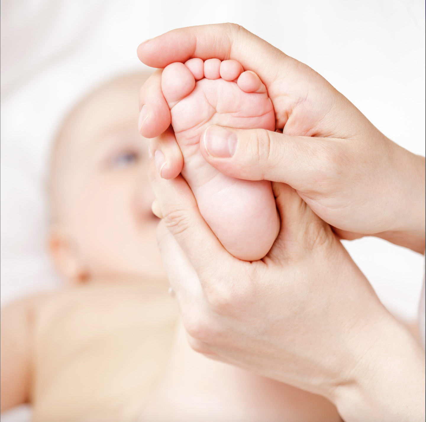 Le syndrome pieds-mains-bouche : comment soigner votre bébé ?