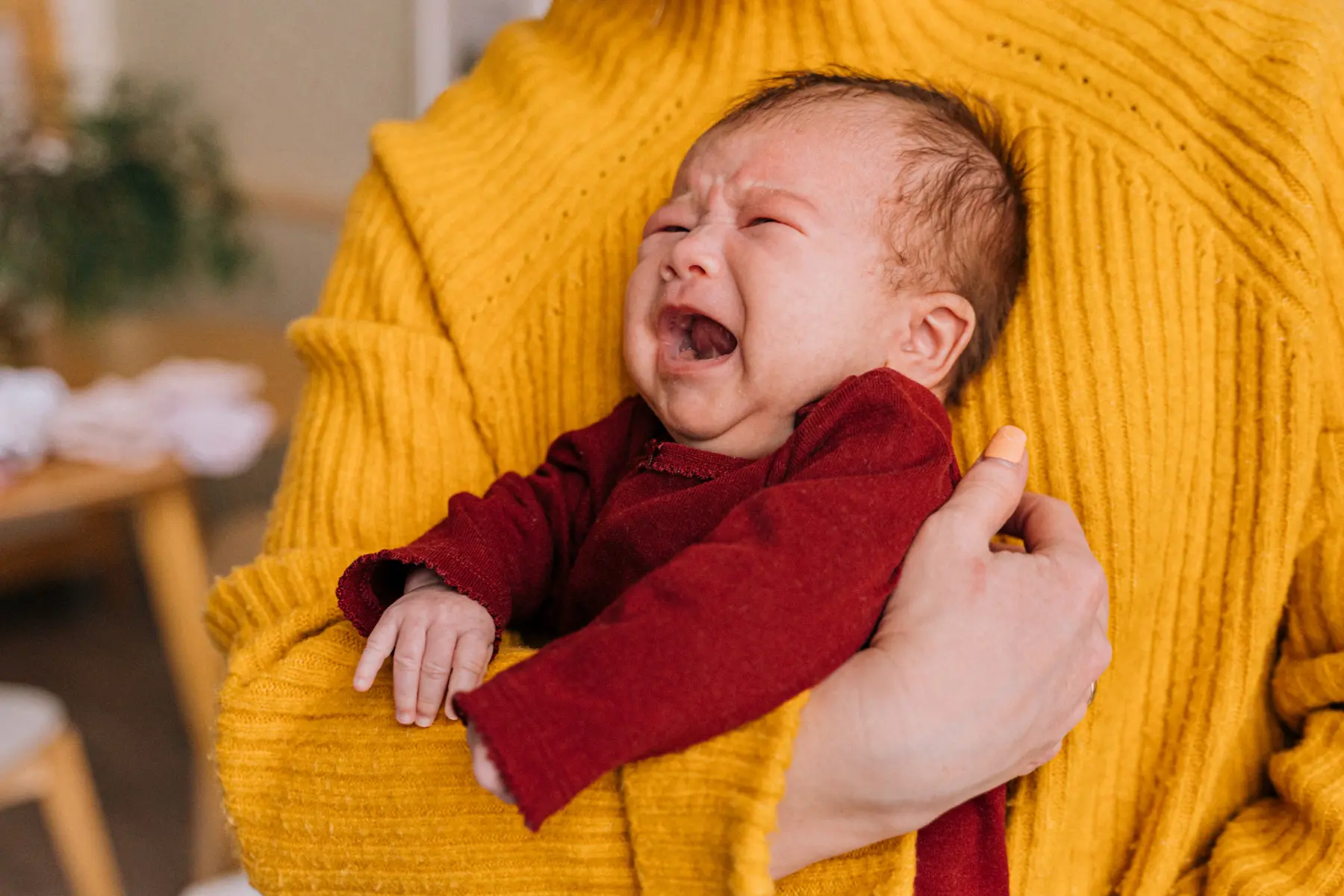 Bébé en pleurs Bébé pleure<br />
Bébé en pleurs